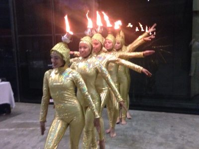 DIOSAS DE FUEGO (4)